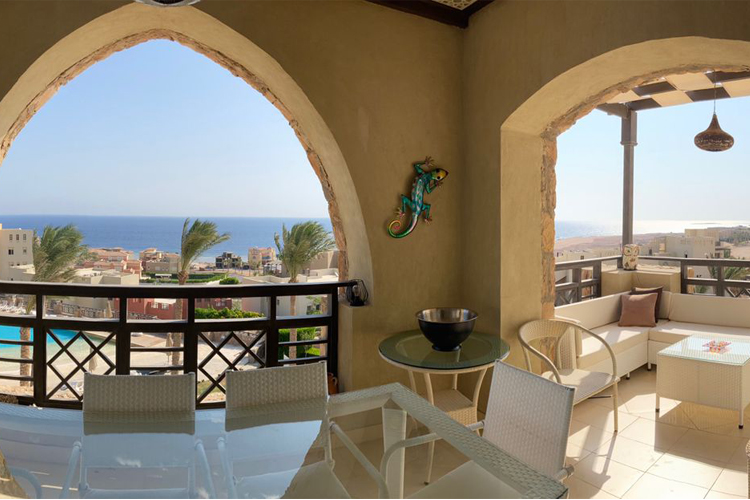 3 BR Apartment with Panoramic sea view - 8